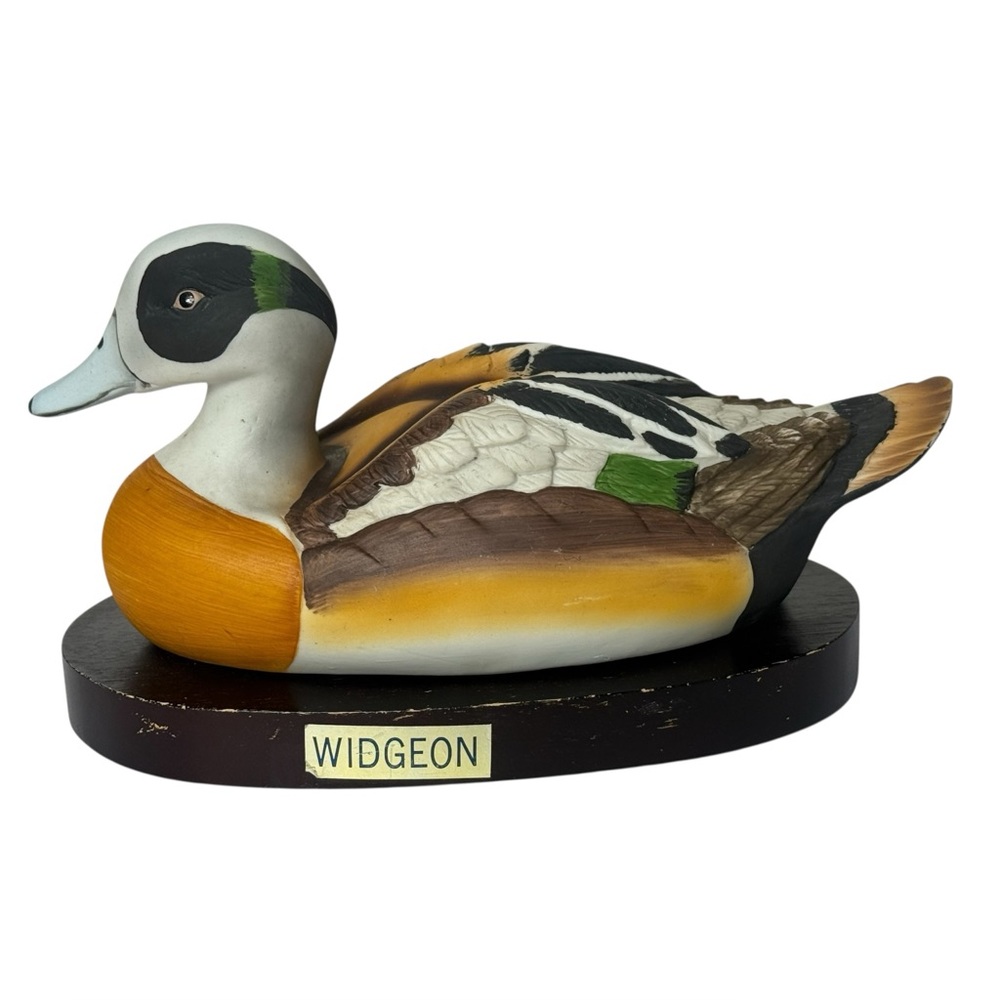 Duncan Designs Porcelain Widgeon Duck Figure on‎ Wood